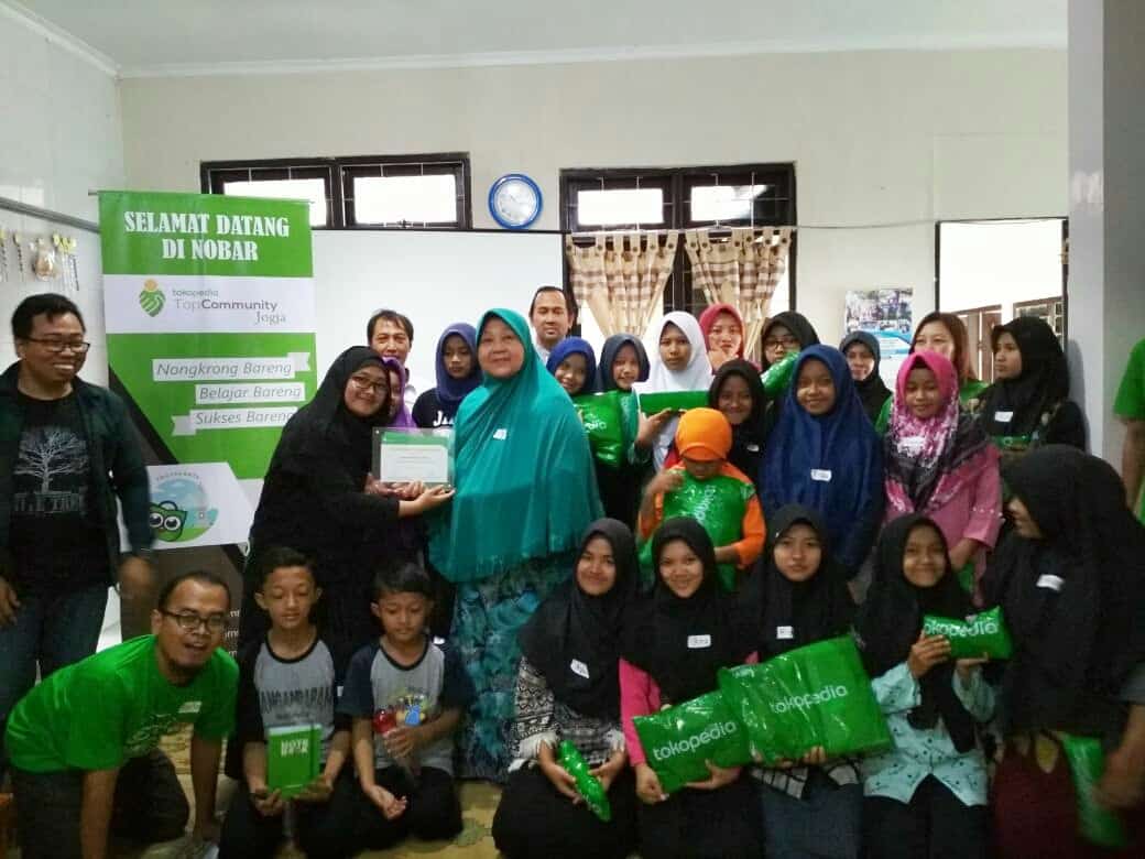 Cerita komunitas Tokopedia bantu panti asuhan jualan online