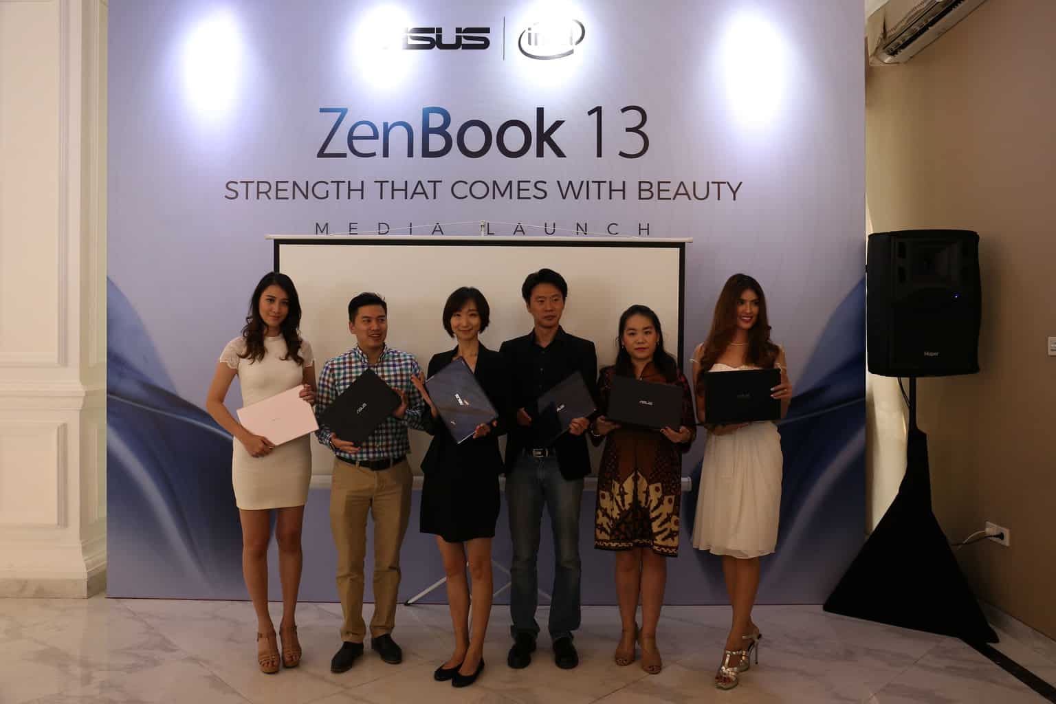 2 Notebook Premium Asus, cantik dan berstandar militer