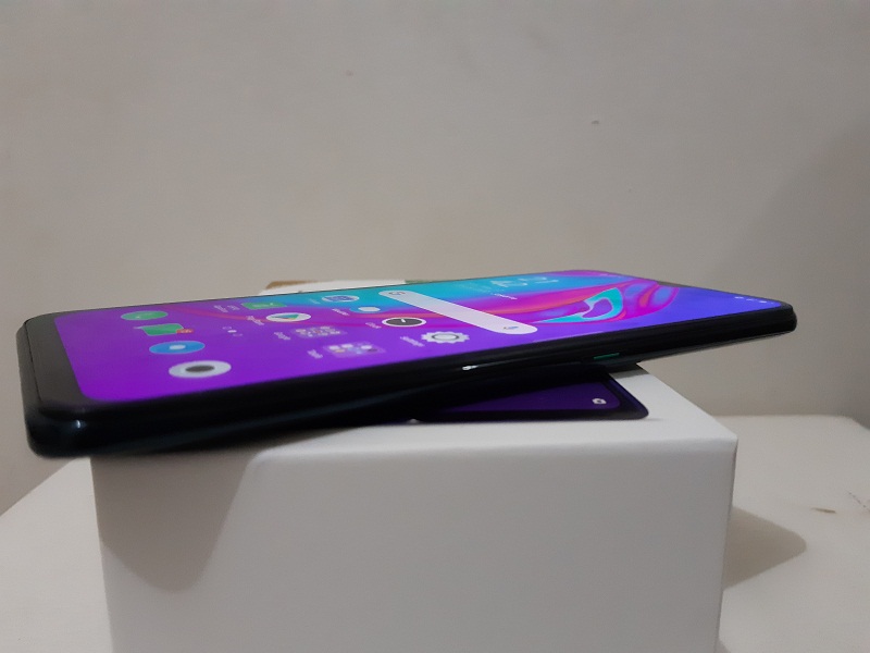 Oppo Find X2 dibekali chip Snapdragon 865, layarnya keren