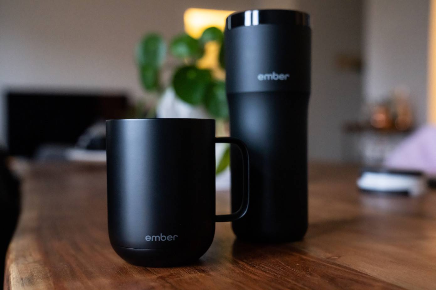 Smart Mug ini dirancang khusus, punya daya baterai dan konektivitas Bluetooth