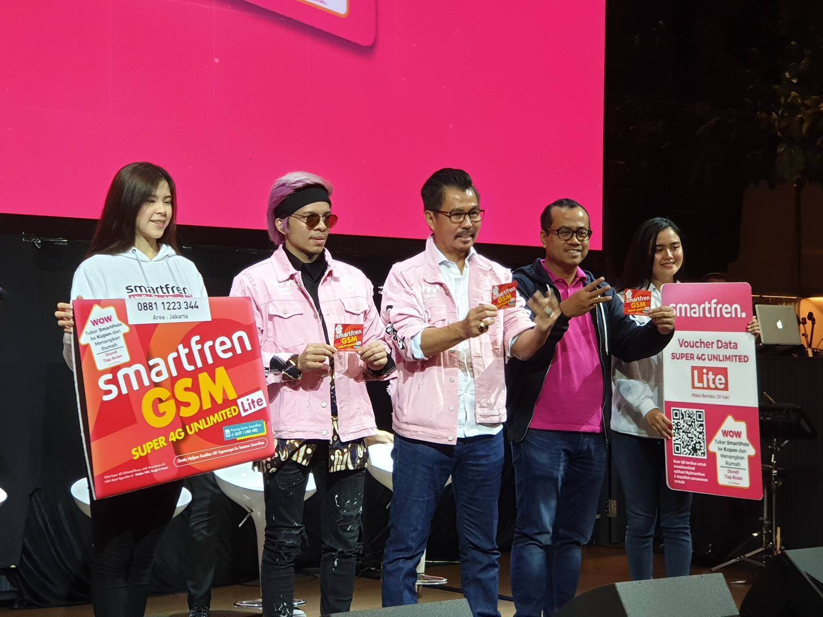 Smartfren punya paket super 4G unlimited, cuma 50 ribu!