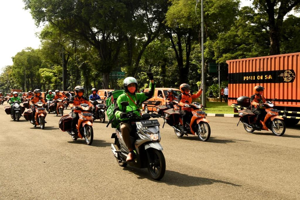 Melalui GoSend, Gojek beri bantuan sosial sembako di DKI Jakarta