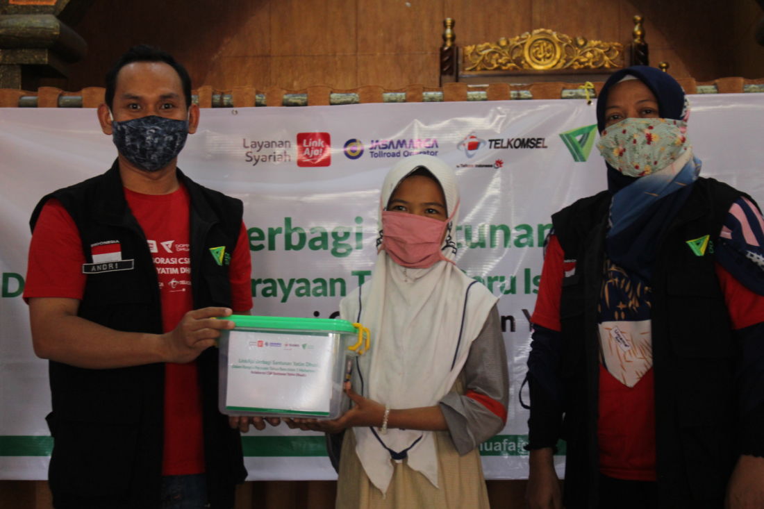 Gandeng Telkomsel, LinkAja hadirkan bantuan CSR untuk ratusan yatim di Indonesia