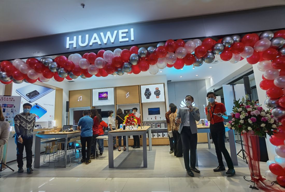 HUAWEI High-End Experience Store hadir di Bandung, banyak promonya!