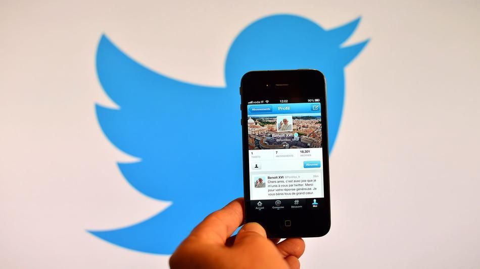 Twitter Akan Sediakan Opsi Sign In With Apple