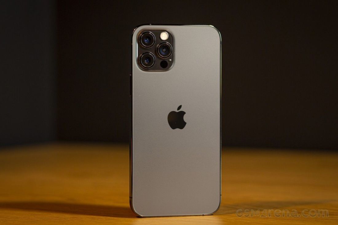 Apple Lakukan Pengerjaan Pada iPhone Lipat