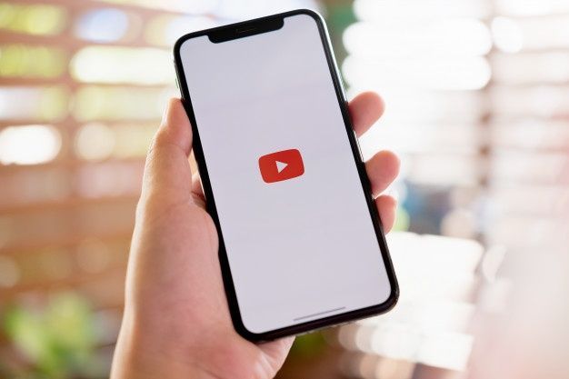 Youtube Berikan Cara Baru buat Cari Lirik dengan Fitur Spotlight Moments