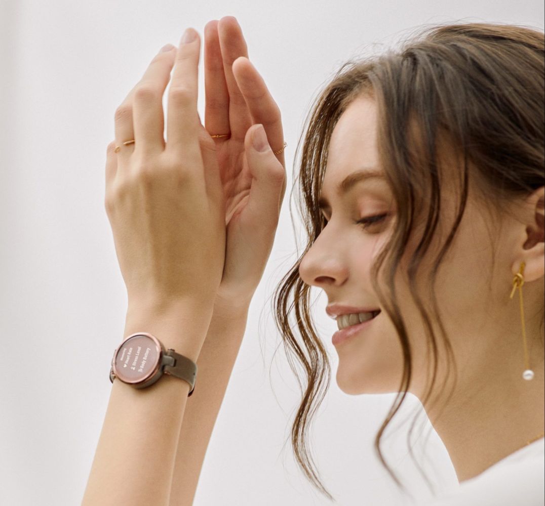 Garmin Lily, smartwatch terkecil untuk para wanita