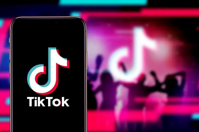 Fitur Baru, TikTok Mudahkan Pengguna Majukan dan Mundurkan Video