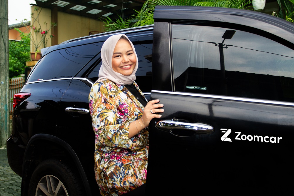 Tessa Karina Pimpin Pemasaran Platform Sewa Mobil Zoomcar