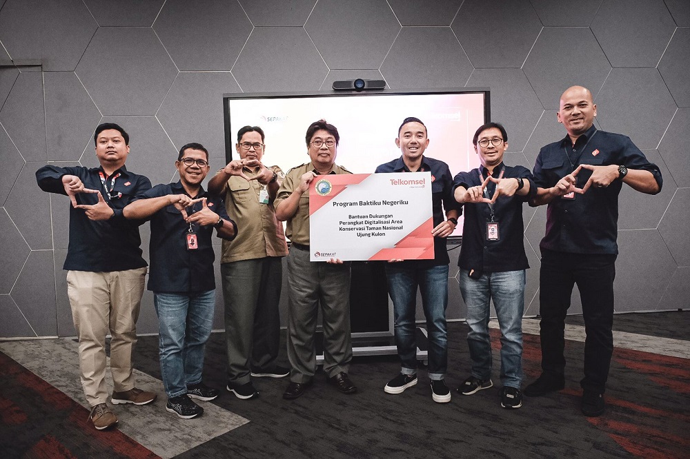 Telkomsel Digitalisasi Daerah Konservasi Taman Nasional Ujung Kulon