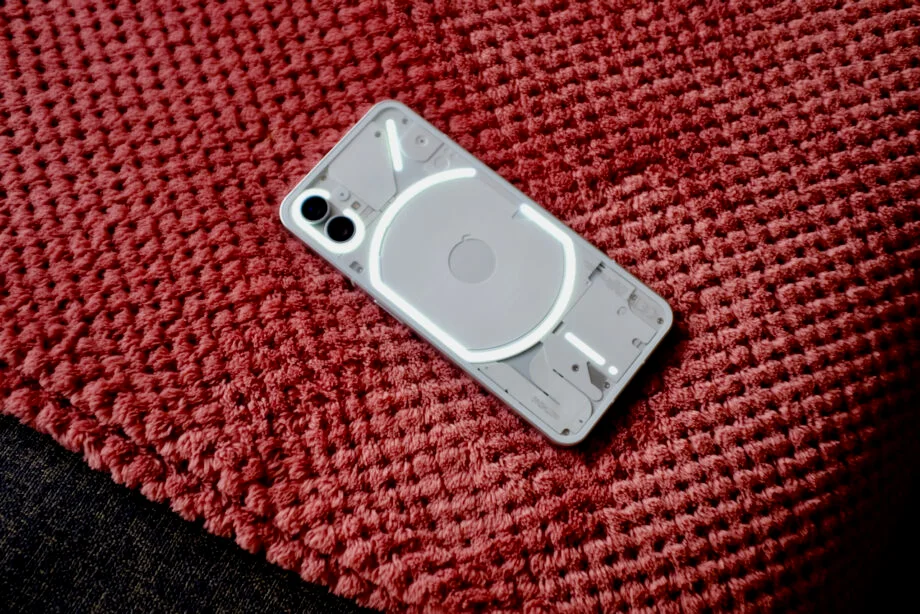 Nothing Phone 1 Meluncur dengan Desain Transparan, Harga Mulai Rp7 jutaan