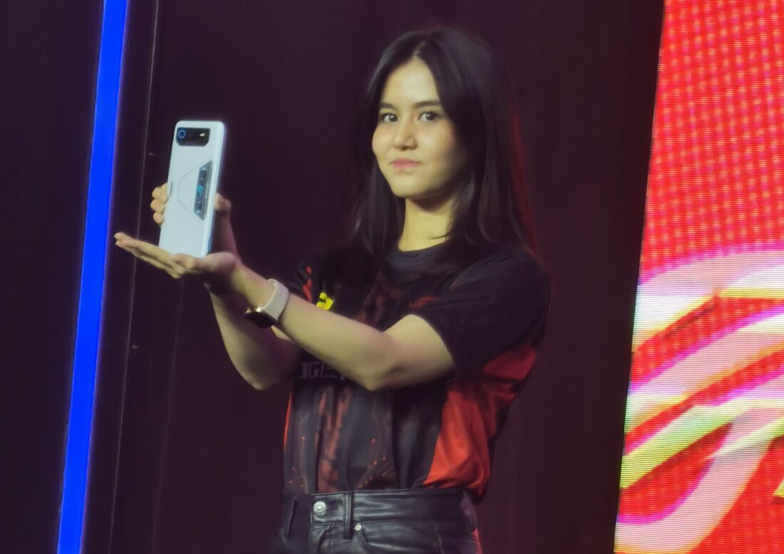 ASUS Resmi Luncurkan ROG Phone 6 di Indonesia, Bawa Desain Futuristik Sci-fi dan Perfoma BUAS