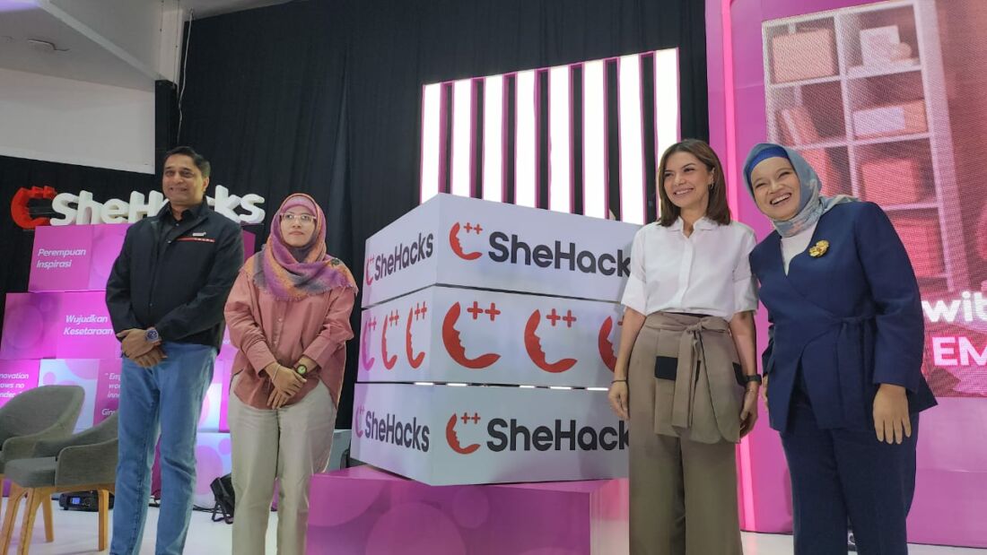 Perempuan yang Punya Ide Inovatif Wajib Ikut Indosat SheHacks 2023