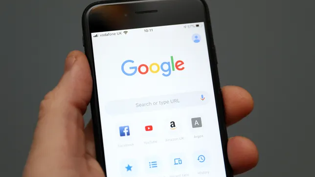 Apple Mau Depak Google dari iPhone, Kenapa?