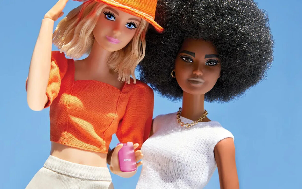 Barbie Flip Phone Siap Dibawa ke Dunia Nyata!