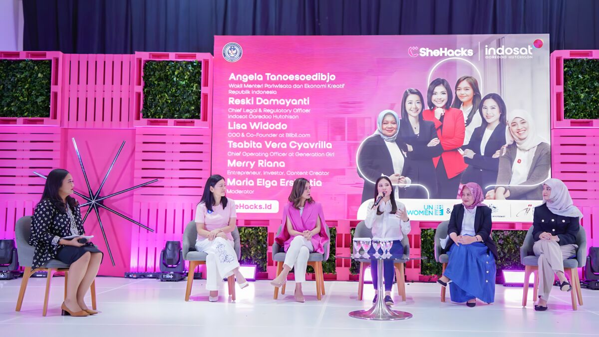 Dukung Aktif Pemberdayaan Perempuan, Indosat Gelar SheHacks 2024